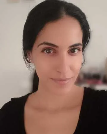 רננה מנסור, מורה לערבית מדוברת